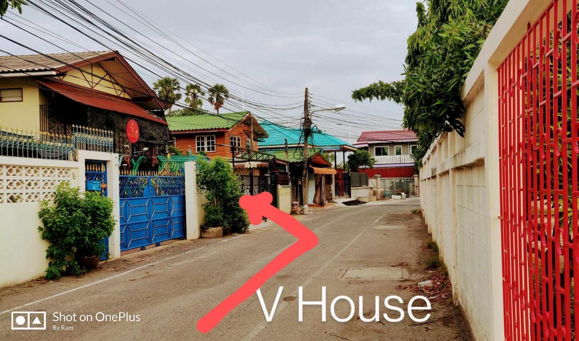 V House Hotel พระนครศรีอยุธยา ภายนอก รูปภาพ